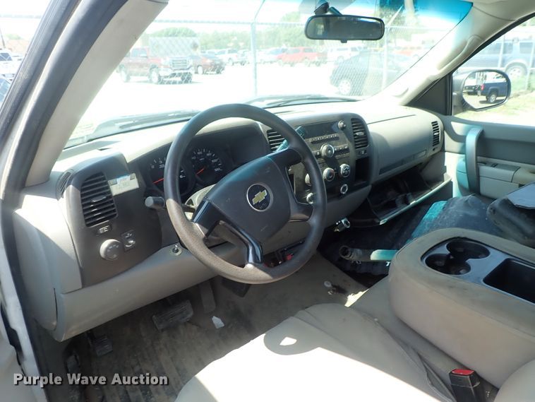 image for item DI4517 2011 Chevrolet Silverado 1500  Crew Cab pickup truck