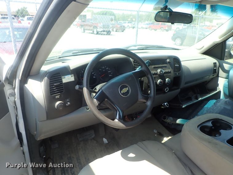 image for item DI4517 2011 Chevrolet Silverado 1500  Crew Cab pickup truck