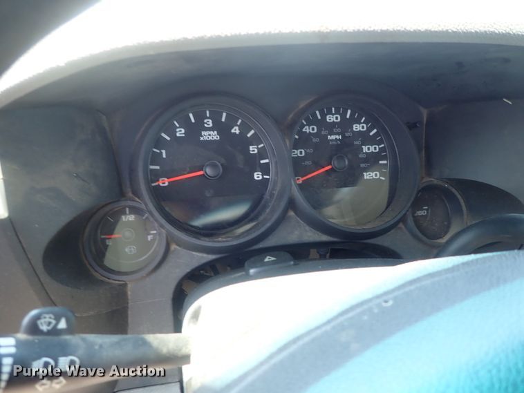 image for item DI4517 2011 Chevrolet Silverado 1500  Crew Cab pickup truck