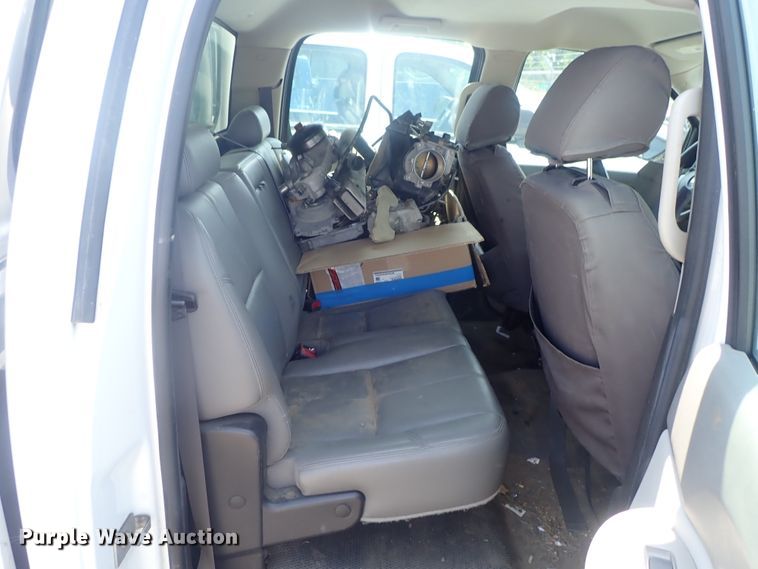 image for item DI4517 2011 Chevrolet Silverado 1500  Crew Cab pickup truck