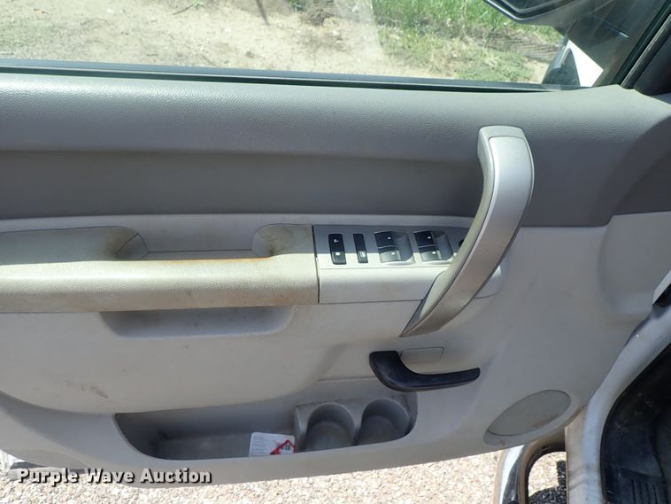 image for item DI4518 2011 Chevrolet Silverado 1500  Crew Cab pickup truck