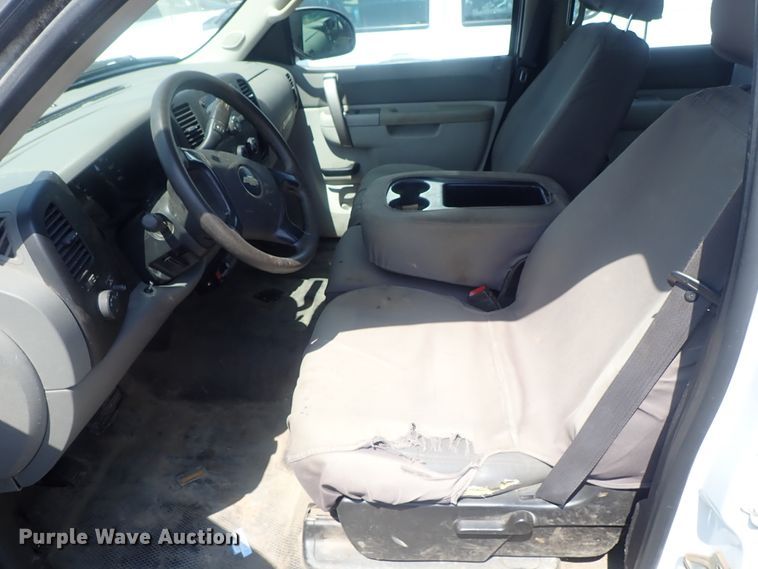 image for item DI4518 2011 Chevrolet Silverado 1500  Crew Cab pickup truck