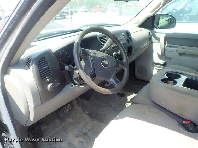 image for item DI4518 2011 Chevrolet Silverado 1500  Crew Cab pickup truck