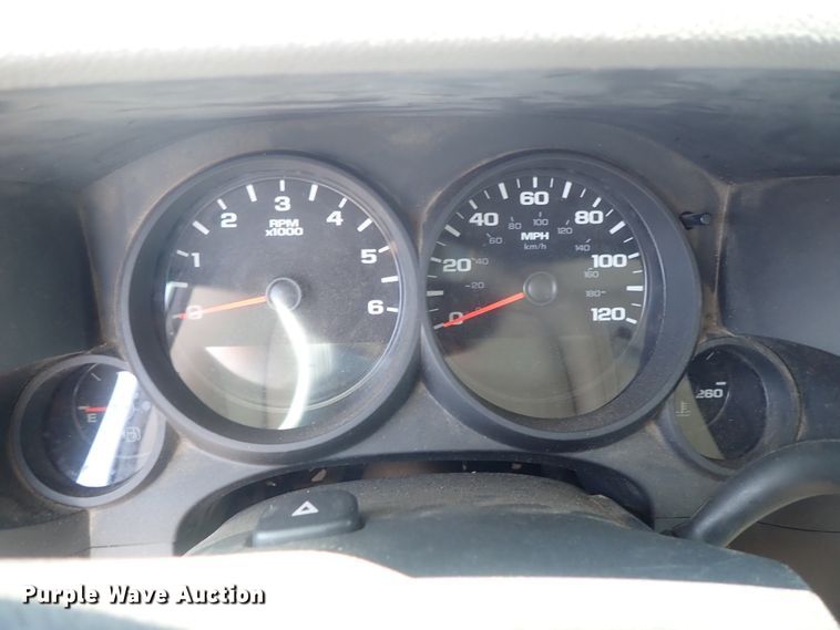 image for item DI4518 2011 Chevrolet Silverado 1500  Crew Cab pickup truck