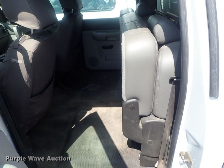 image for item DI4518 2011 Chevrolet Silverado 1500  Crew Cab pickup truck