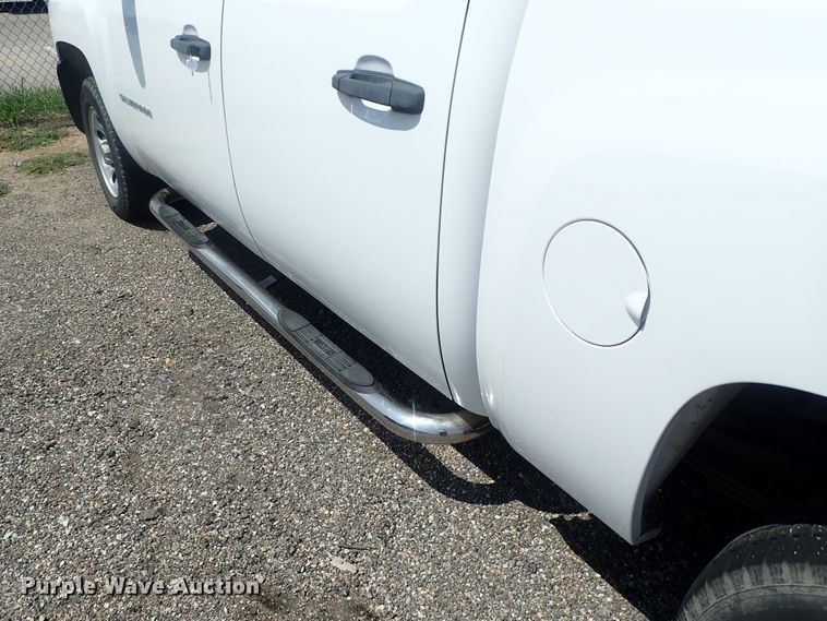 image for item DI4518 2011 Chevrolet Silverado 1500  Crew Cab pickup truck