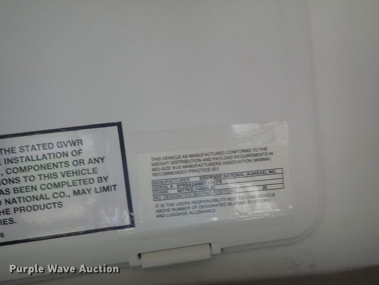 image for item DI4523 2011 Ford E450 Super Duty  shuttle bus