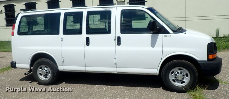 image for item DI4528 2011 Chevrolet Express 2500  van