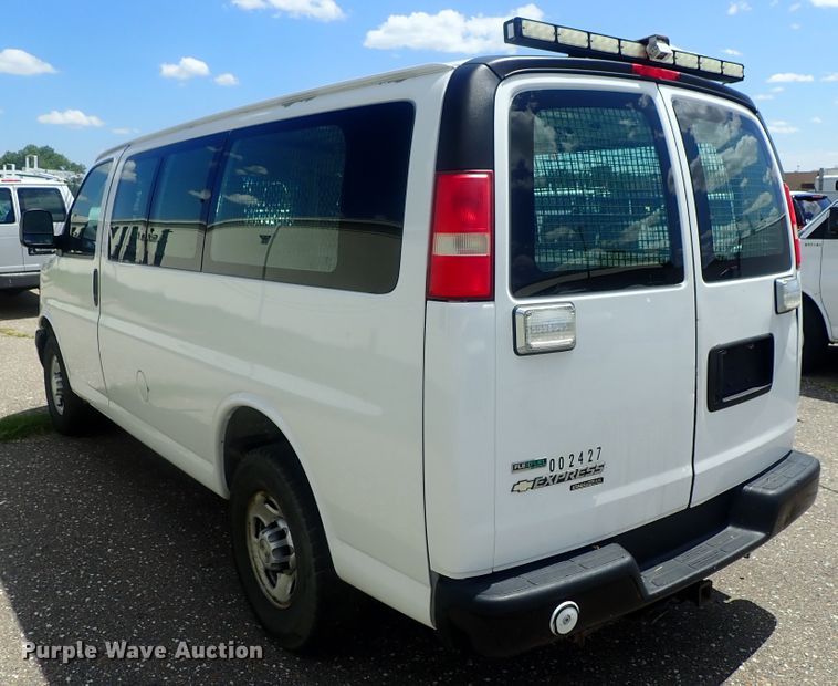 image for item DI4528 2011 Chevrolet Express 2500  van