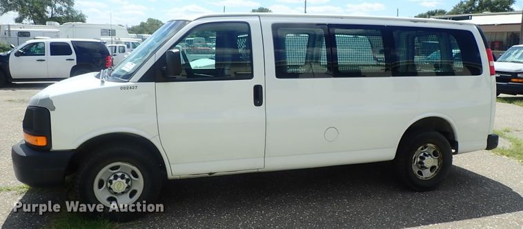 image for item DI4528 2011 Chevrolet Express 2500  van