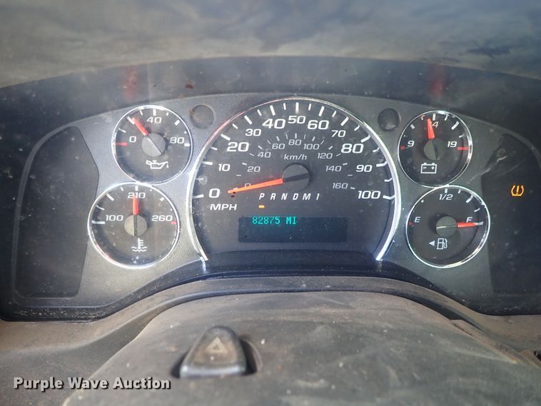 image for item DI4528 2011 Chevrolet Express 2500  van