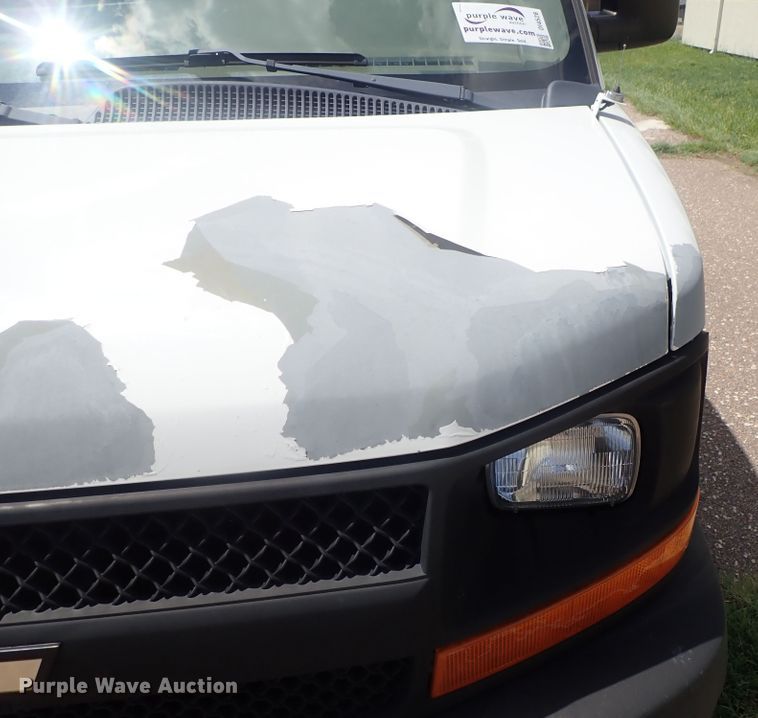 image for item DI4528 2011 Chevrolet Express 2500  van