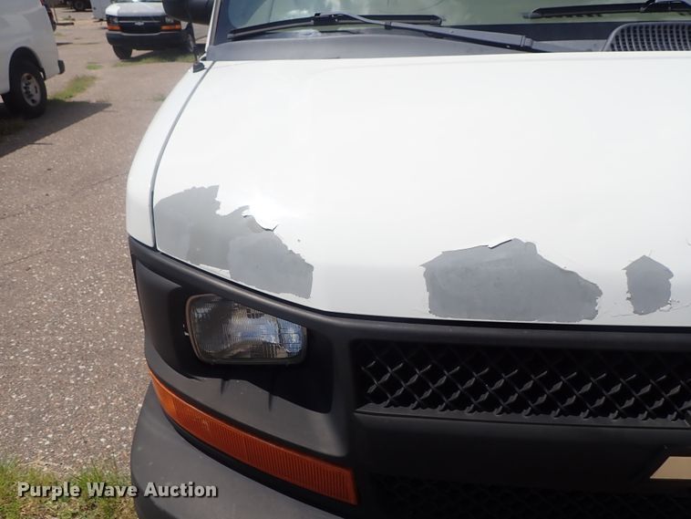 image for item DI4528 2011 Chevrolet Express 2500  van