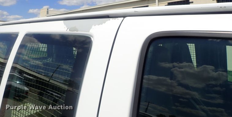 image for item DI4528 2011 Chevrolet Express 2500  van