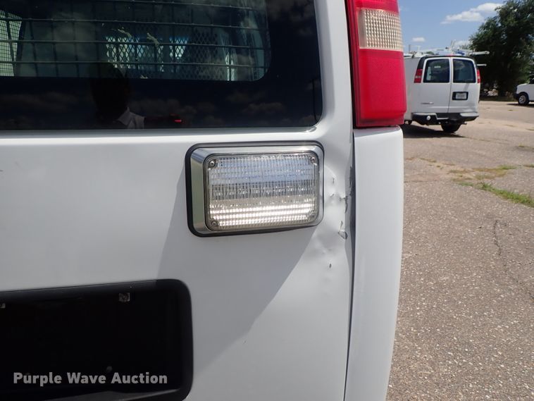 image for item DI4528 2011 Chevrolet Express 2500  van