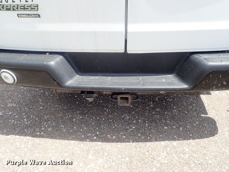 image for item DI4528 2011 Chevrolet Express 2500  van