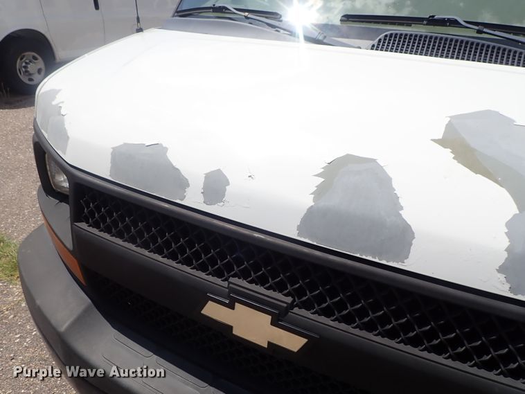 image for item DI4528 2011 Chevrolet Express 2500  van