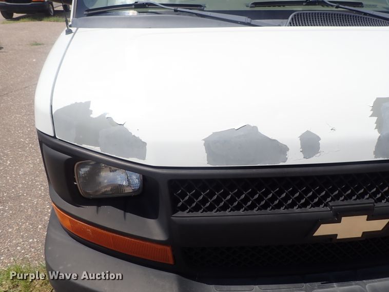 image for item DI4528 2011 Chevrolet Express 2500  van