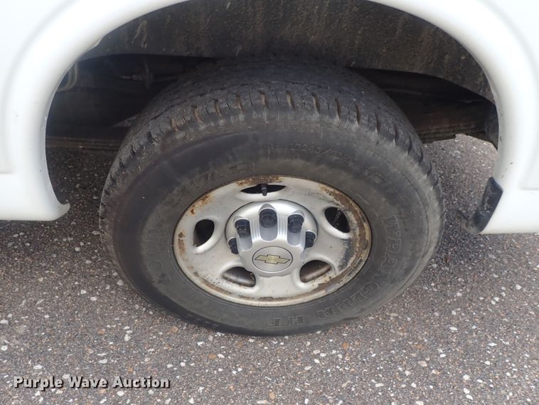 image for item DI4528 2011 Chevrolet Express 2500  van