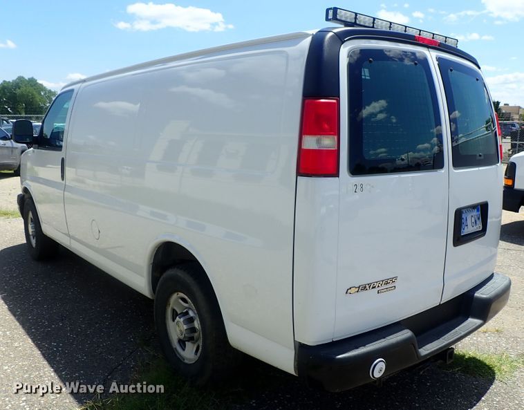 image for item DI4529 2014 Chevrolet Express 2500  van