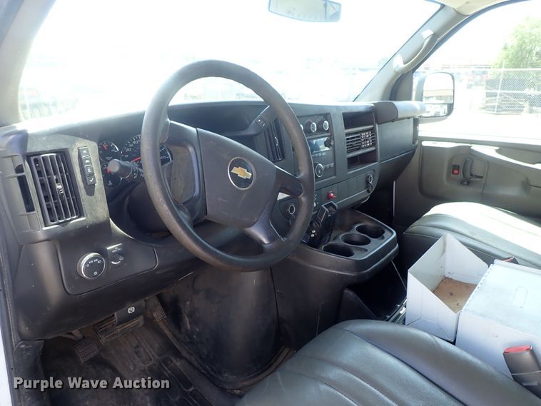 image for item DI4529 2014 Chevrolet Express 2500  van