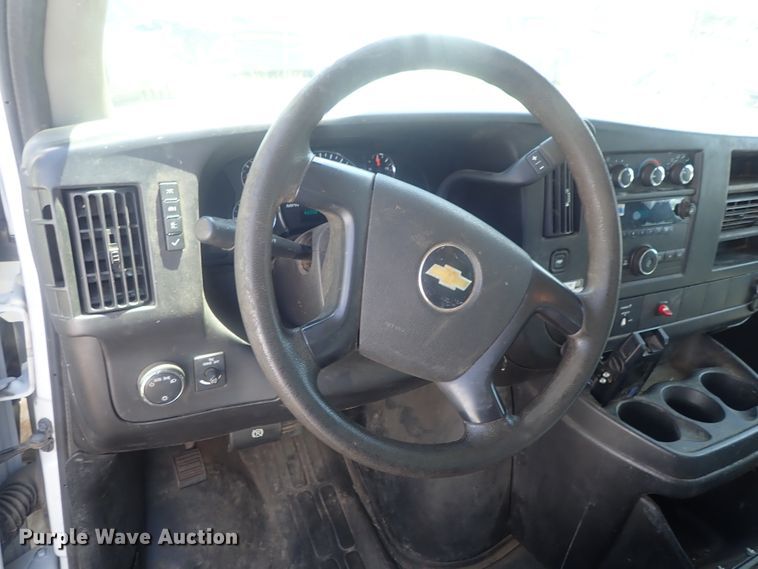 image for item DI4529 2014 Chevrolet Express 2500  van