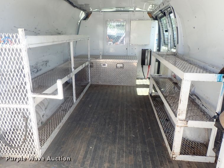 image for item DI4529 2014 Chevrolet Express 2500  van