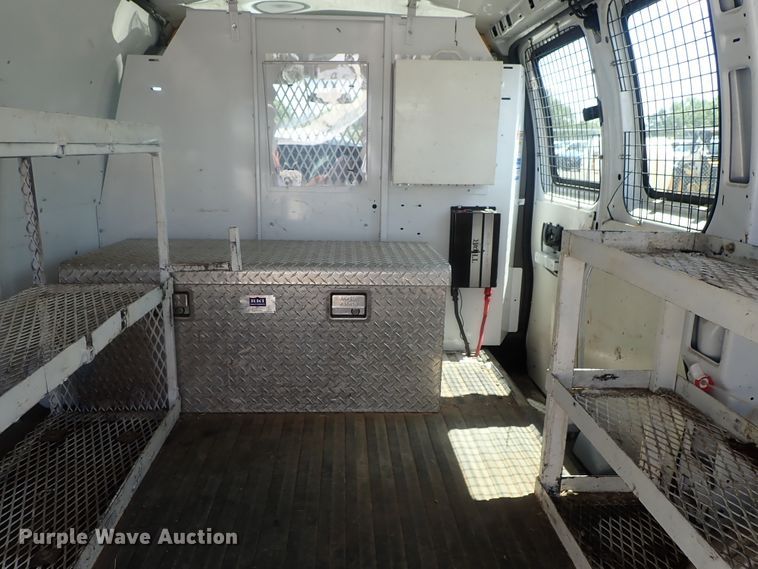 image for item DI4529 2014 Chevrolet Express 2500  van