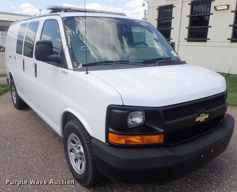 image for item DI4530 2014 Chevrolet Express 1500  van