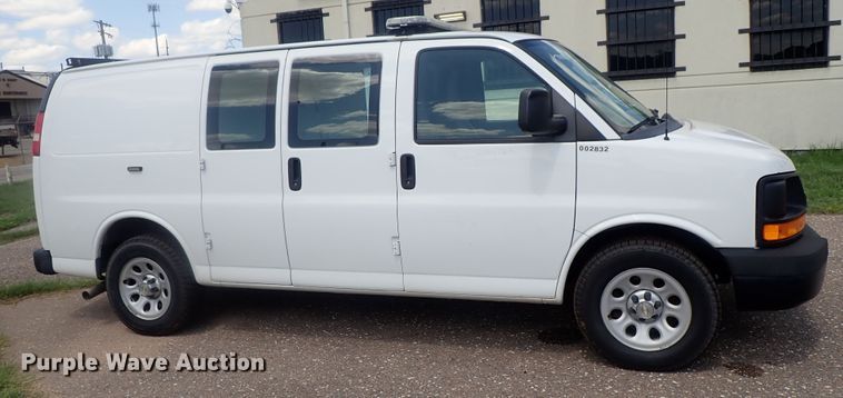 image for item DI4530 2014 Chevrolet Express 1500  van