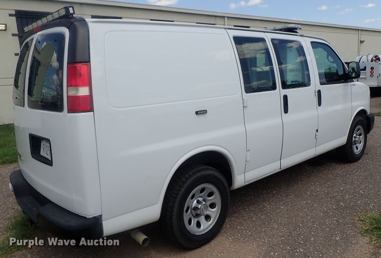 image for item DI4530 2014 Chevrolet Express 1500  van