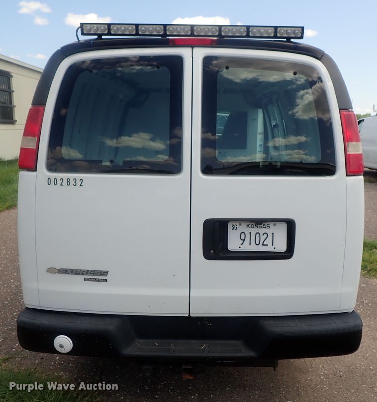 image for item DI4530 2014 Chevrolet Express 1500  van