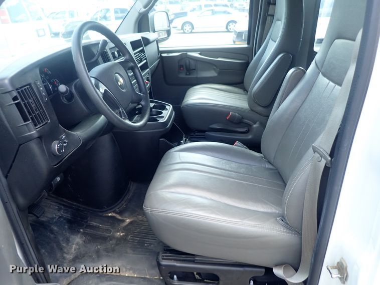 image for item DI4530 2014 Chevrolet Express 1500  van