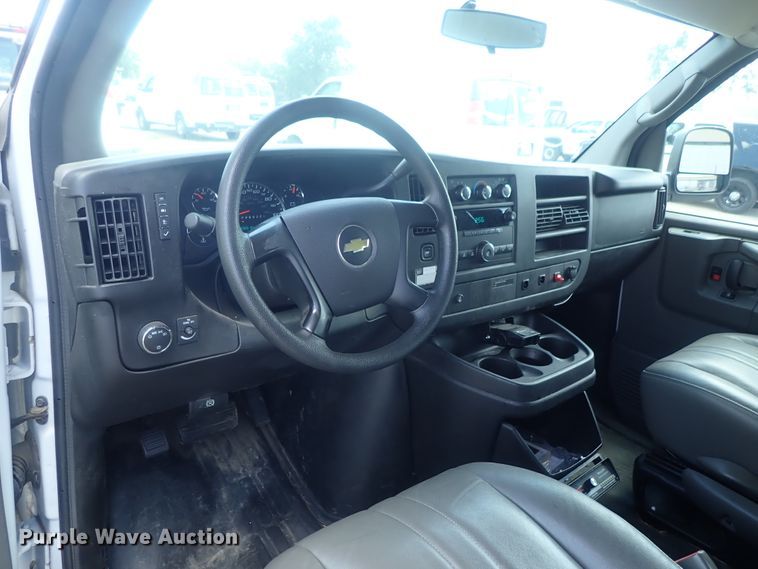 image for item DI4530 2014 Chevrolet Express 1500  van