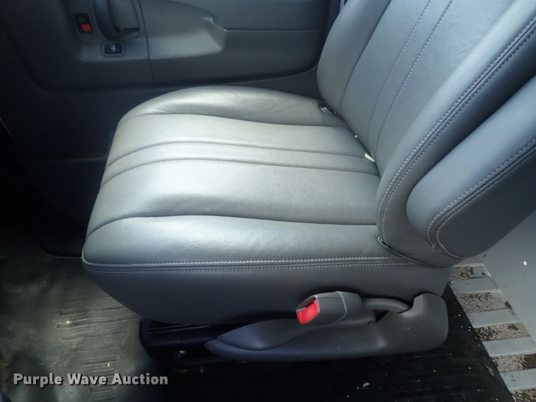 image for item DI4530 2014 Chevrolet Express 1500  van