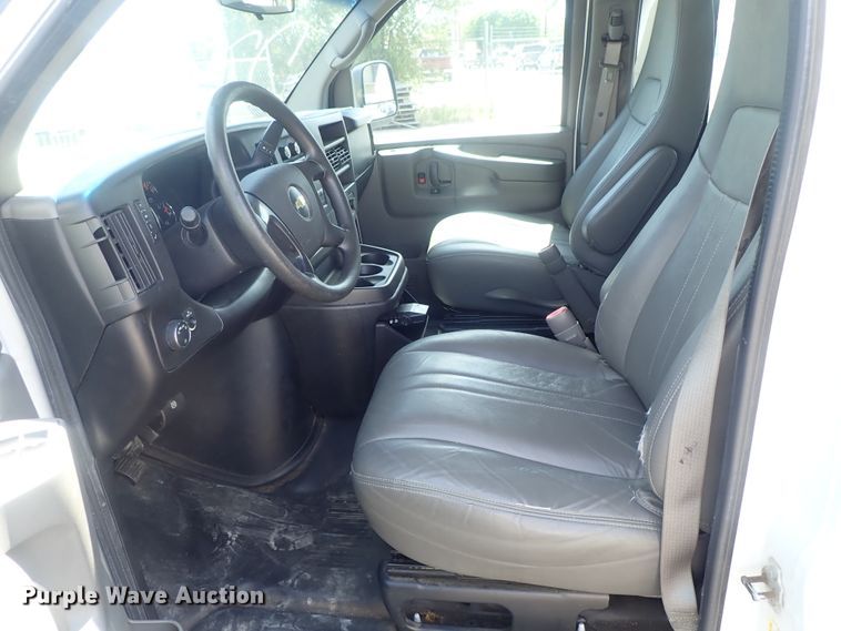 image for item DI4531 2012 Chevrolet Express 2500  van