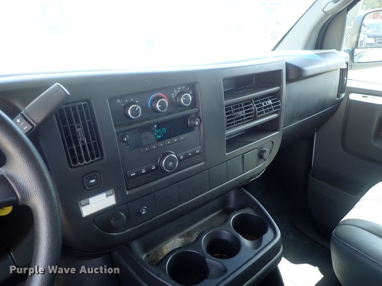 image for item DI4531 2012 Chevrolet Express 2500  van