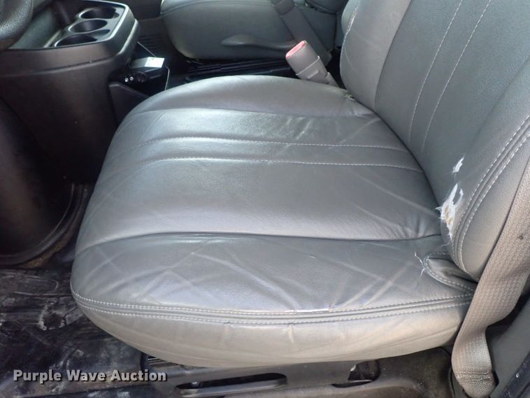 image for item DI4531 2012 Chevrolet Express 2500  van