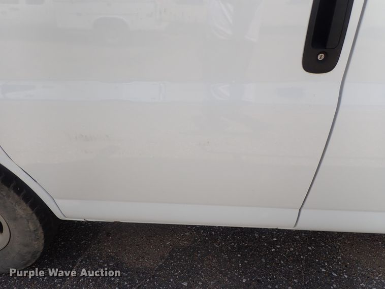 image for item DI4531 2012 Chevrolet Express 2500  van