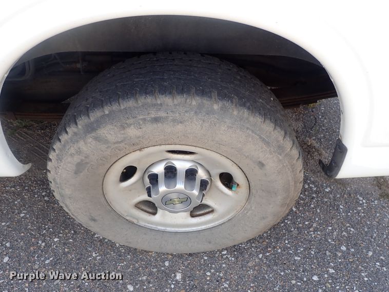 image for item DI4531 2012 Chevrolet Express 2500  van