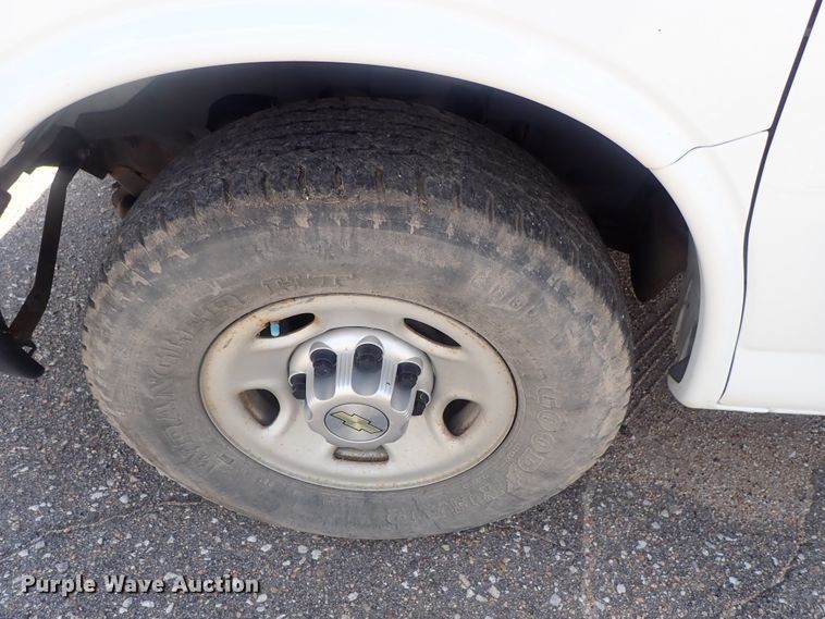 image for item DI4531 2012 Chevrolet Express 2500  van