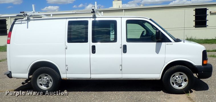 image for item DI4532 2007 Chevrolet Express 2500  van