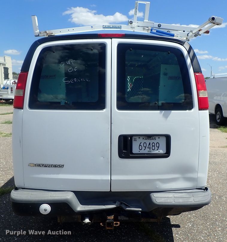 image for item DI4532 2007 Chevrolet Express 2500  van