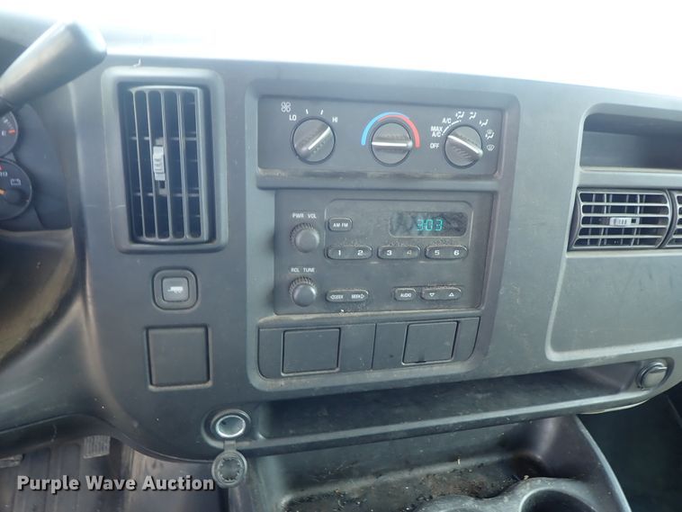 image for item DI4532 2007 Chevrolet Express 2500  van