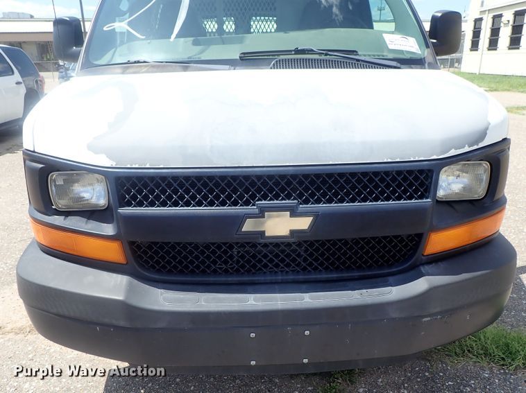 image for item DI4532 2007 Chevrolet Express 2500  van