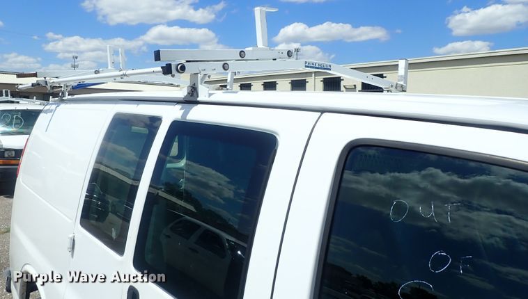image for item DI4532 2007 Chevrolet Express 2500  van