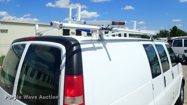 image for item DI4532 2007 Chevrolet Express 2500  van