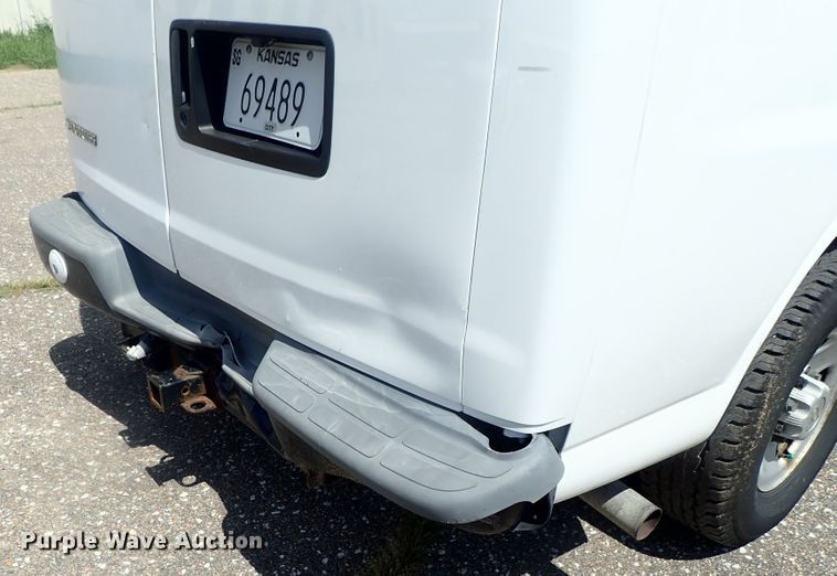 image for item DI4532 2007 Chevrolet Express 2500  van