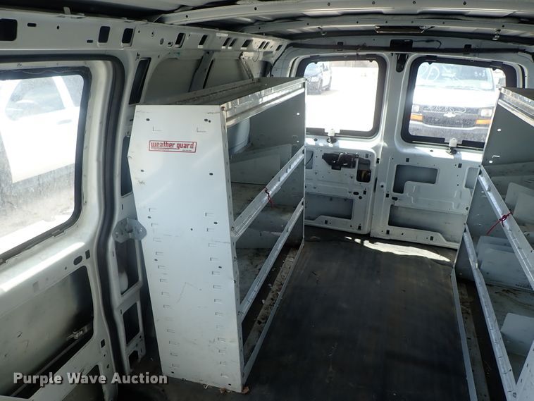 image for item DI4532 2007 Chevrolet Express 2500  van