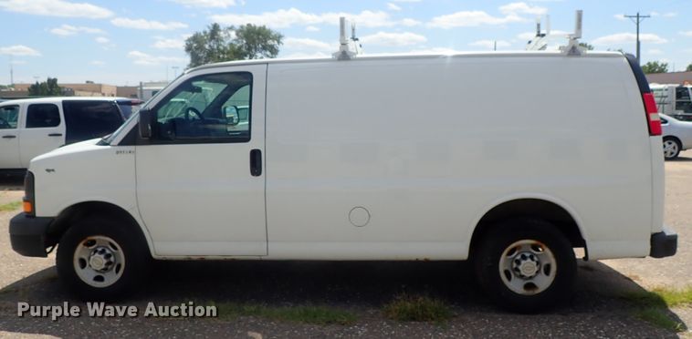 image for item DI4533 2007 Chevrolet Express 2500  van